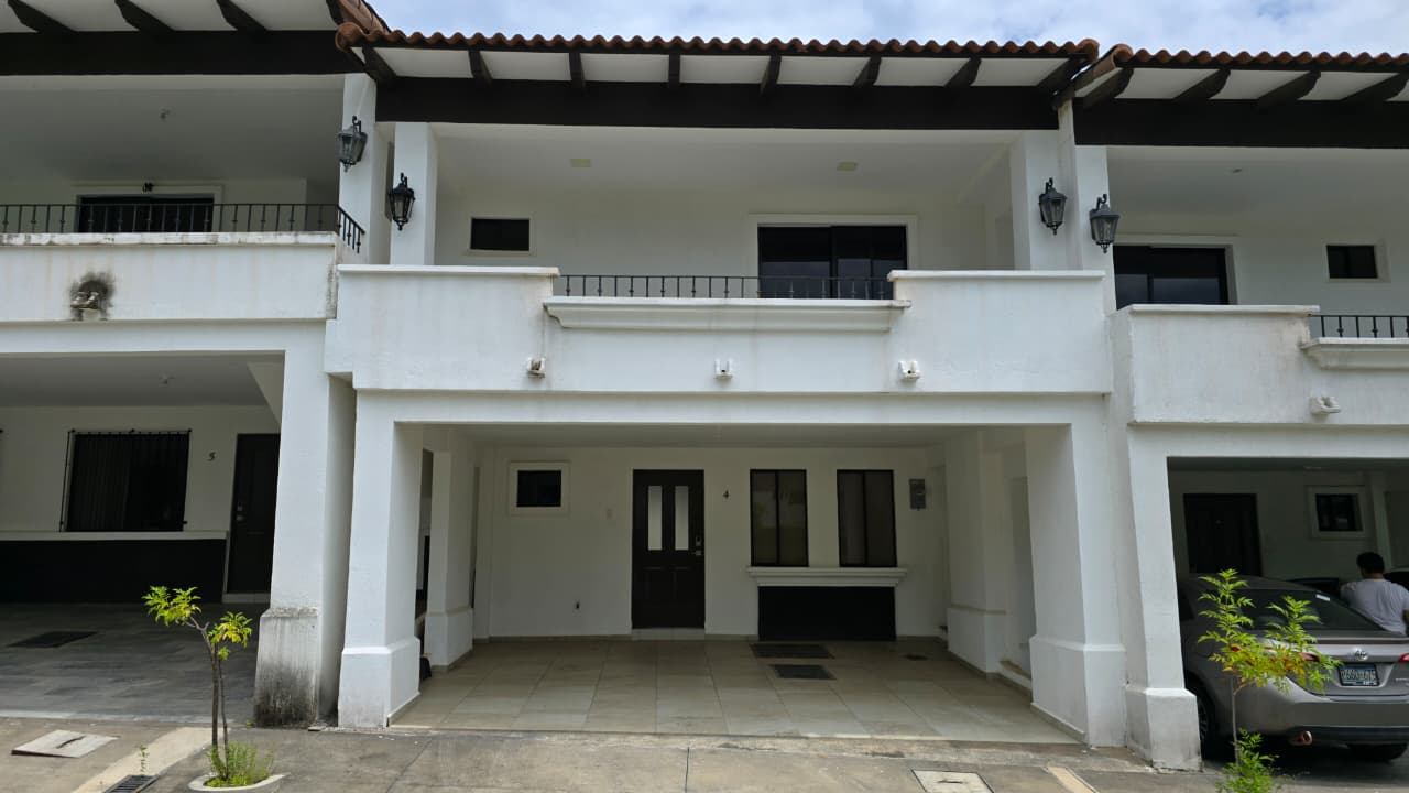 Valencia Model Home — Residencial San Andrés, San Miguel