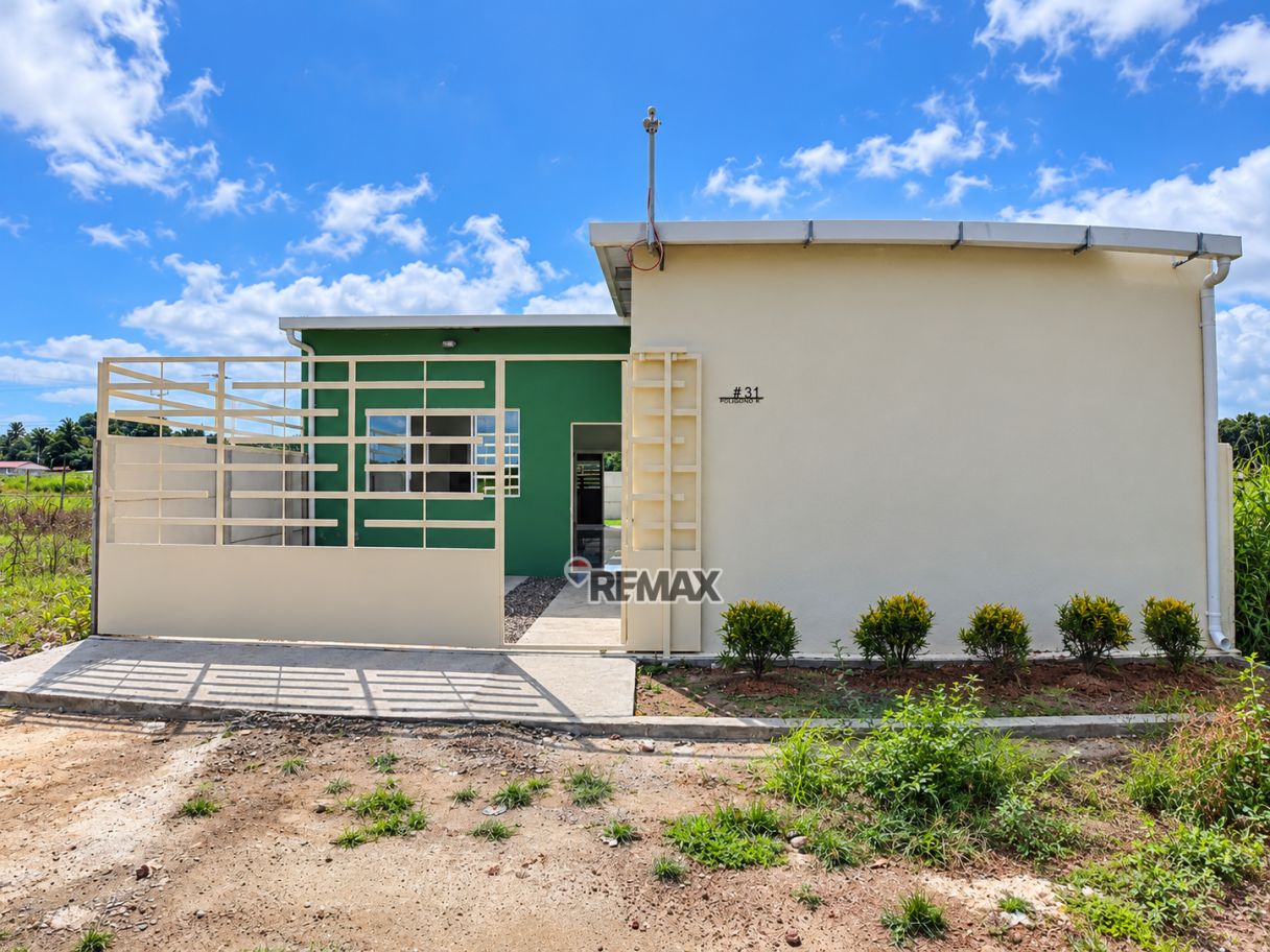 CASA NUEVA EN LA PAZ