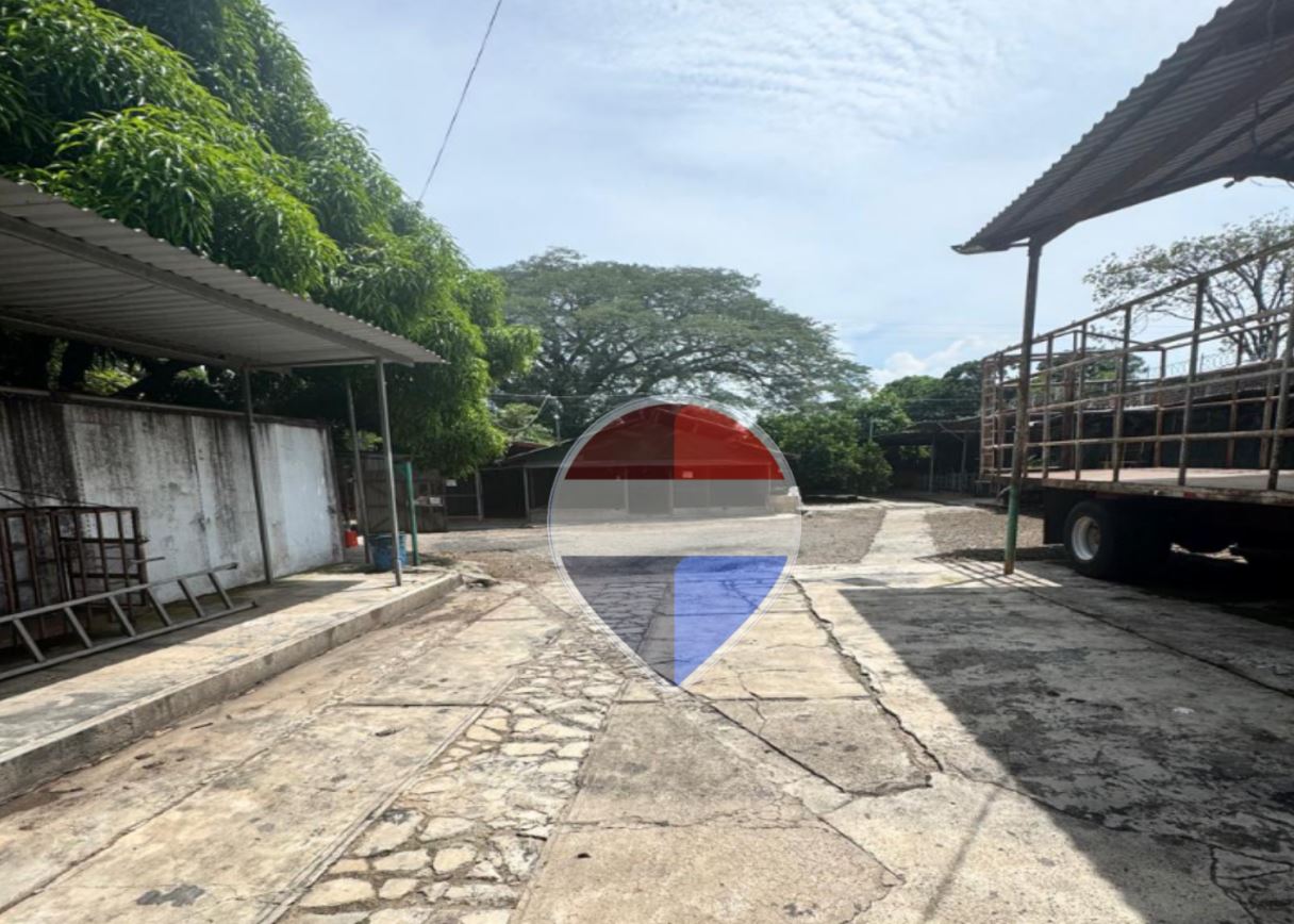 OPORTUNIDAD ÚNICA DE INVERSIÓN COMERCIAL, CANDELARIA DE LA FRONTERA