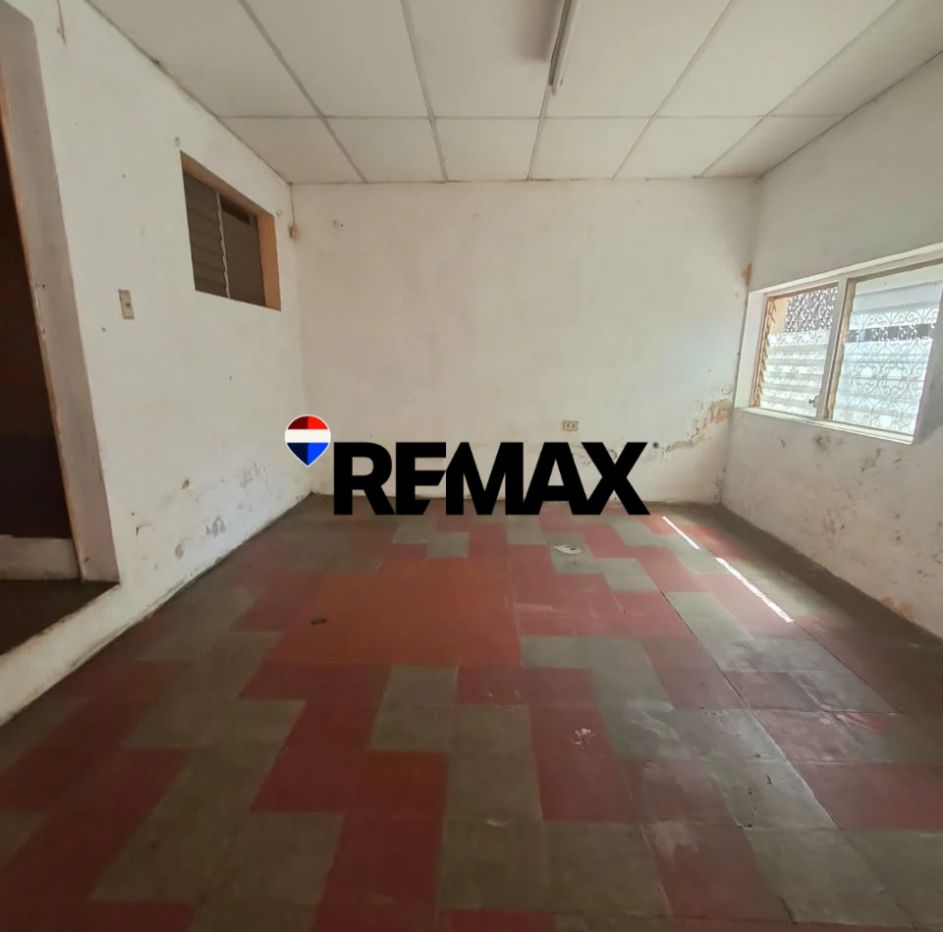 CASA EN VENTA EN BARRIO SAN MIGUELITO, SANTA ANA
