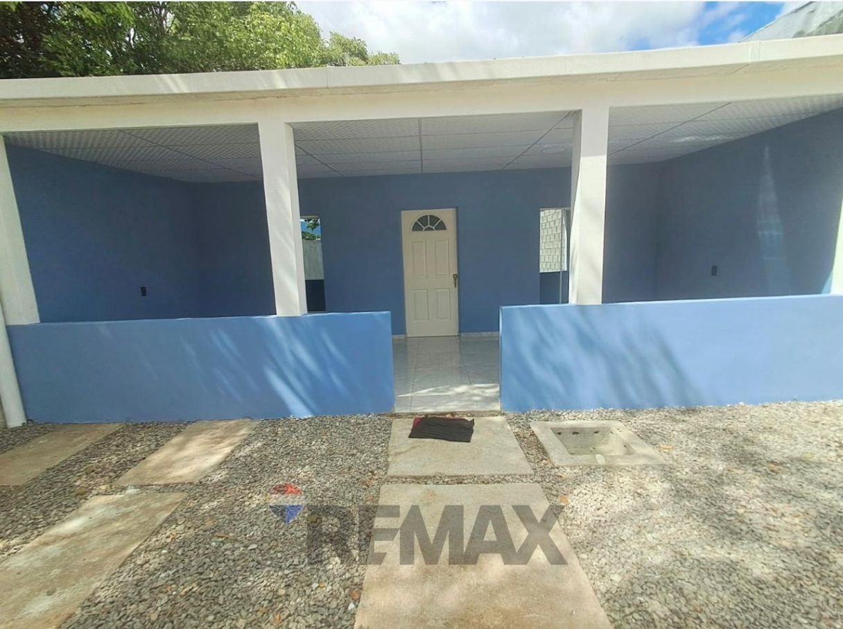CASA EN VENTA EN LOTIFICACION SAN JUAN, SANTA ANA