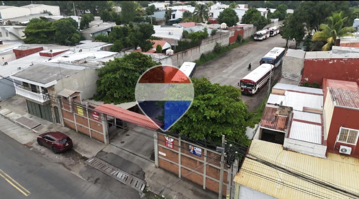 TERRENO EN VENTA EN SANTA ANA EN FINAL AVENIDA FRAY FELIPE DE JESUS MORAGA SUR.