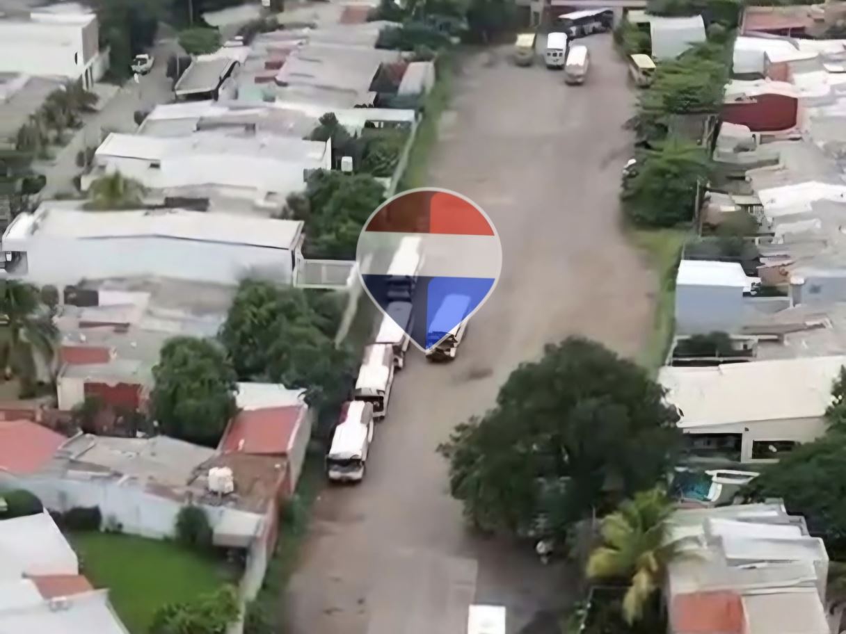 TERRENO EN VENTA EN SANTA ANA EN FINAL AVENIDA FRAY FELIPE DE JESUS MORAGA SUR.