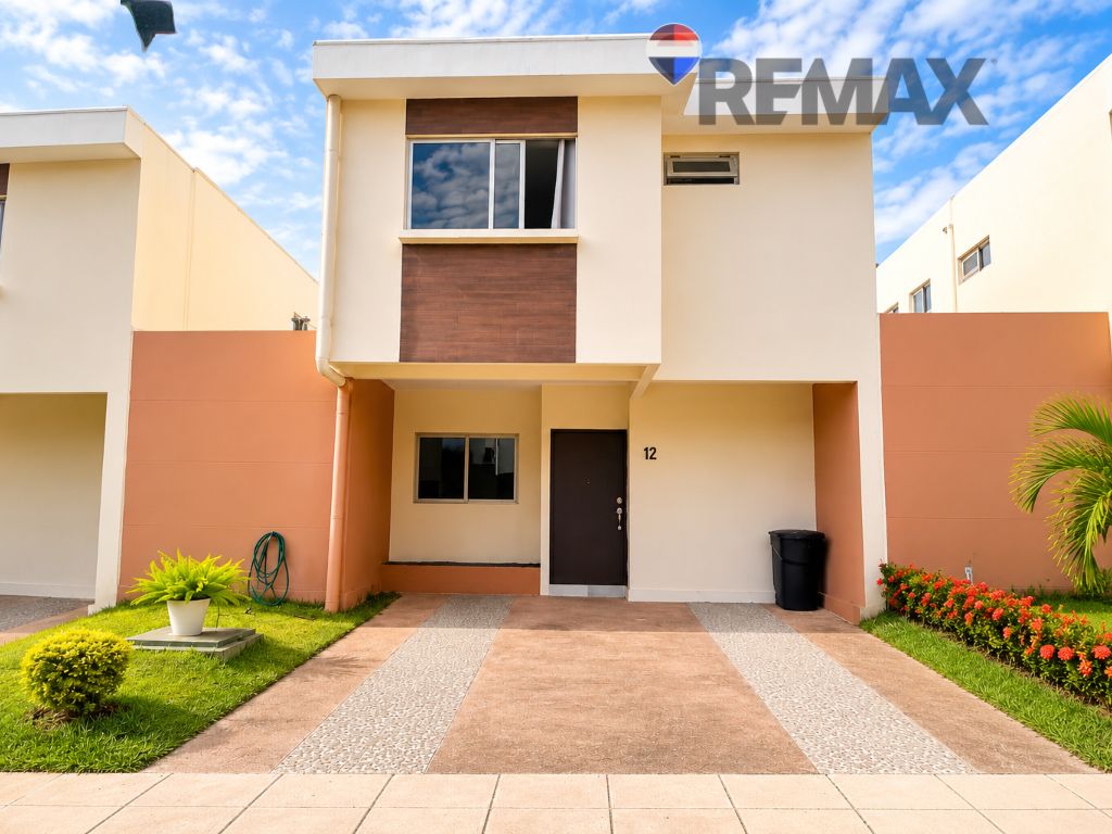 Casa en venta en Residencial Las Pérgolas, Zaragoza
