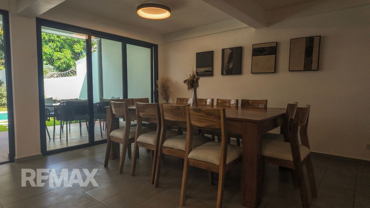 VILLA ESCALONIA – RESIDENCIAL MONTE CARLO — FURNISHED HOME WITH A POOL IN COLONIA ESCALÓN