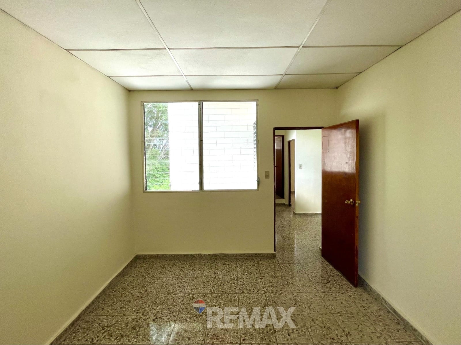 RESIDENCIAL SAN JOSÉ | HOUSE FOR RENT | BLVD. CONSTITUCIÓN AREA | 200 M FROM SALVADOR DEL MUNDO