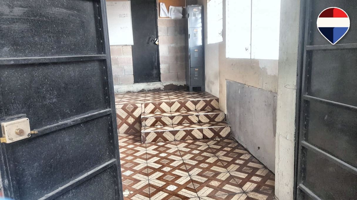 INMUEBLE DE USO COMERCIAL EN ALQUILER – COLONIA BERNAL, SAN SALVADOR