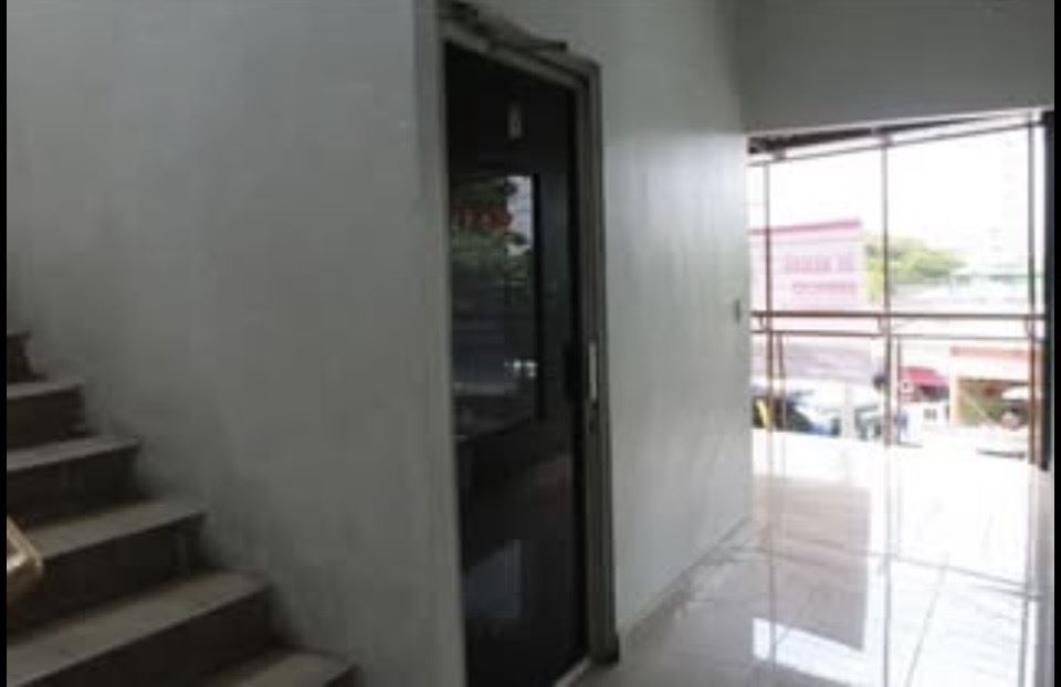 LOCAL COMERCIAL #4 EN ALQUILER, ZONA COMERCIAL DE COLON, SANTA ANA