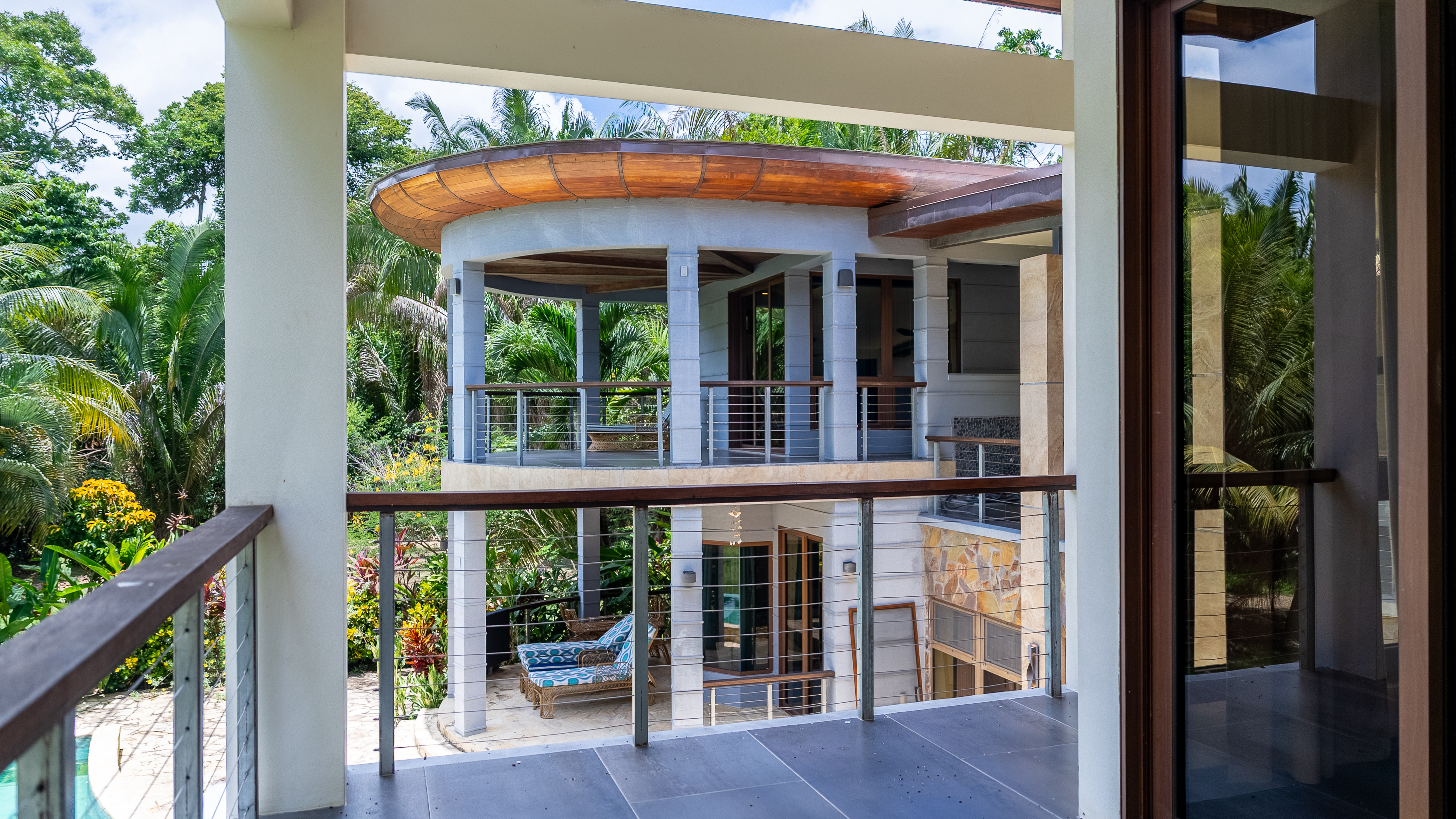 RE/MAX real estate, Belize, Stann Creek Town, FULLY FURNISHED 3-BEDROOM HOME WITH POOL ON 1.3 ACRES